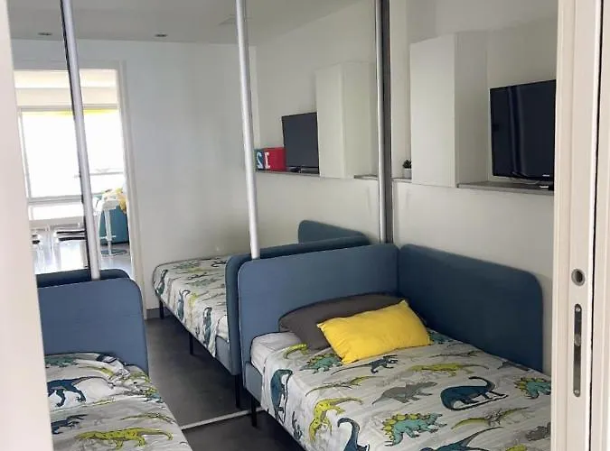 Apartment Luminous Cocoon With Athena Port Pool
