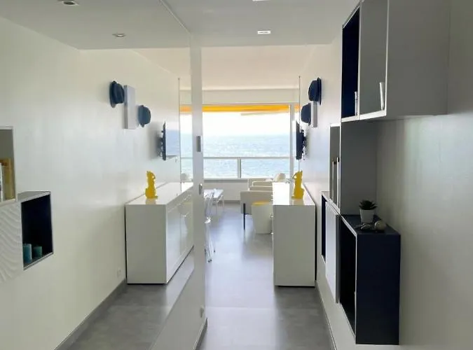 Apartment Luminous Cocoon With Athena Port Pool Bandol